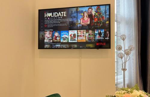 Charming Apartment in West Ealing, 12 Mins to Central London by Train, Free Parking, 8-Min Walk to Station - Foto 41