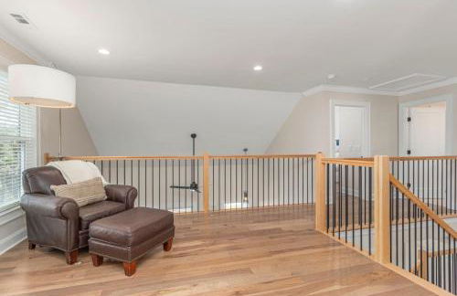 Brand New Modern House - Walk to Main Street - Foto 23