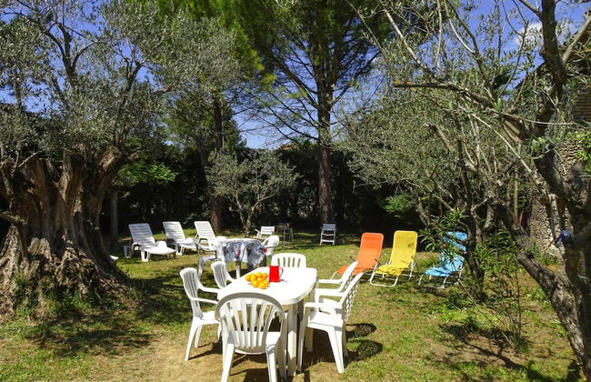 Holiday Home With Swimming Pool - Photo 48