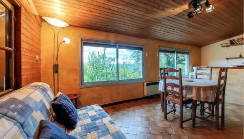 2 Bedroom Amazing Home In Pays De Belvès - Foto 3