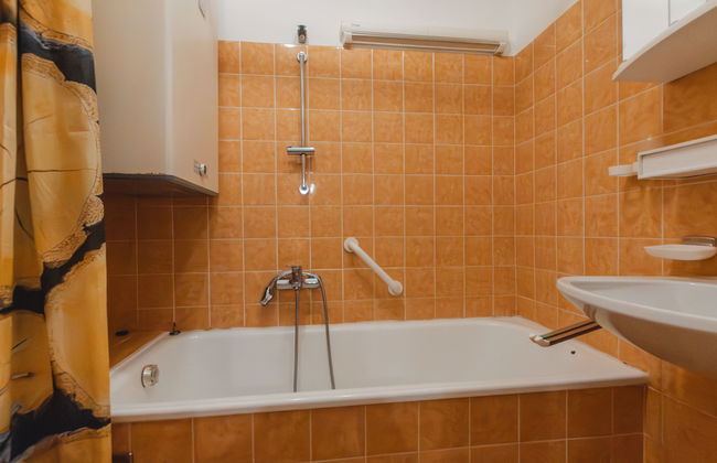 2 bedroom Apartment in Bad Hofgastein with garden - Photo 19