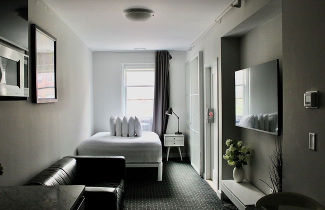 Maverick Suites at 245 Newbury St - Photo 57