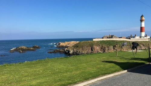 Seaside Cottage Retreat in Peterhead - Photo 2