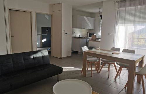 Appartement T2 accessible PMR avec terrasse et garage - Photo 1