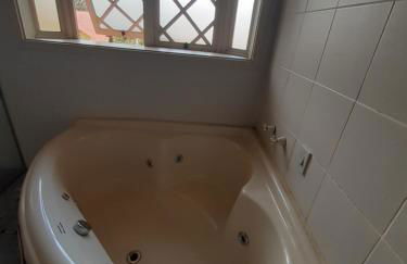 Casa do Bosque, espaçosa e confortável em condominio espetacular, 5 min centro! - Foto 32