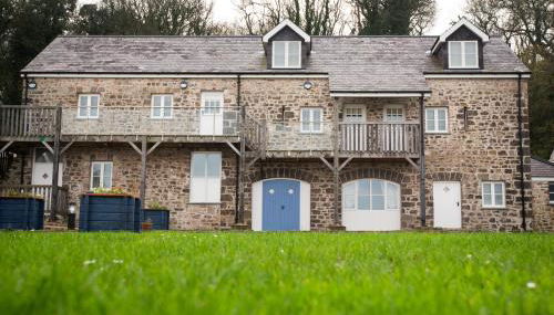 Trefloyne Manor - Photo 5, Garden, Garden view