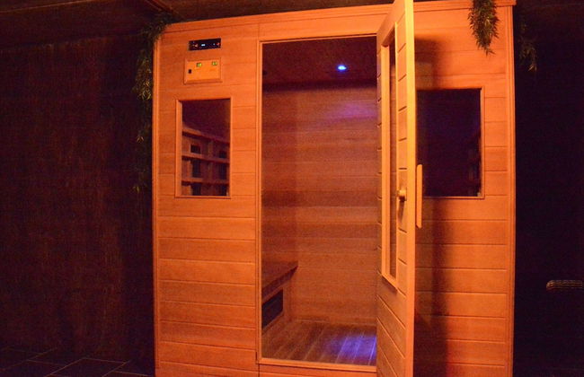 Cottage With Foosball & Garden - Foto 17