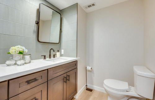 Waterfront Gem with Boat Dock and Lift in Lakewood! - Foto 18