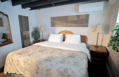 Bootlegger House Sleeps 10-20 Free TV & Parking - Foto 23