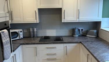 Modern 3 bed house - Foto 5, stove, toaster