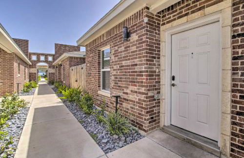 Private Patio Edinburg Couples Retreat! - Foto 22