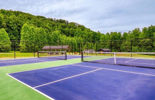 The Chalet At Greenbriar Creek - Pickleball Court, Creek, WIFI, Mountain Views, Starting at 79" - Photo 47