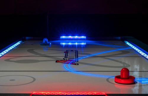 Private Island Fire Pit & Arcade - Foto 10