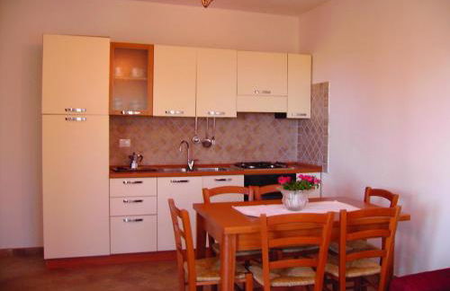 Lisa's lovely house - Photo 2