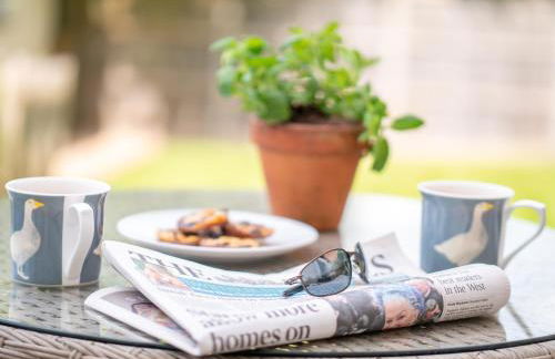 Spacious family cottage with private garden and forest walks - Foto 17