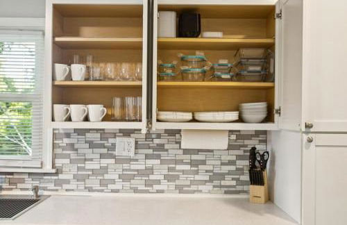 Spacious Beach Styled Oasis 3BR 2BA Pet Friendly - Foto 11