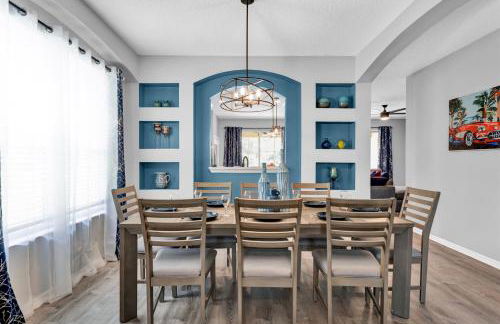 Feel the magic in this huge 7BR Disney Villa! w Theater Arcade Pool Spa - Foto 7