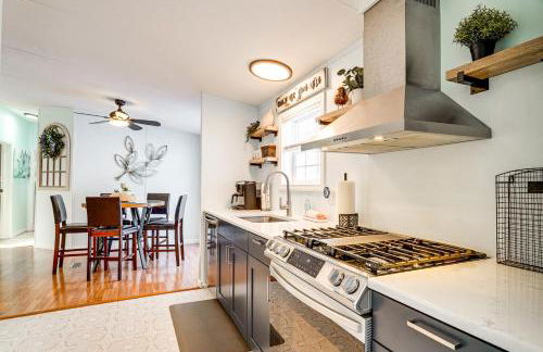 Half-Mi to Lakemont Park Family-Friendly Home! - Foto 9