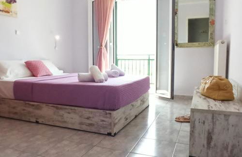 Andreas Studios - Photo 2