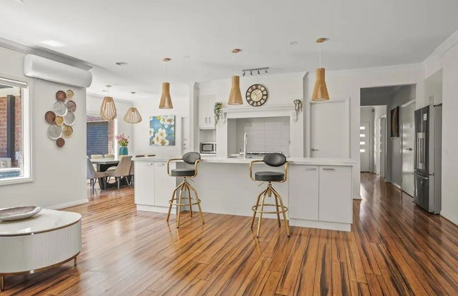 StayAU 4BRM Chic Urban Retreat - Foto 13