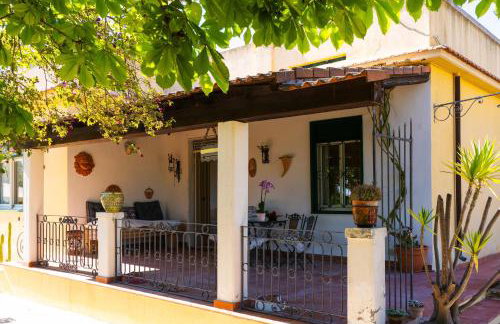 Sicily Authentic Cottage, Outdoor Hot Tub & Century-Old Olive Park, Donna Caterina House - Foto 43
