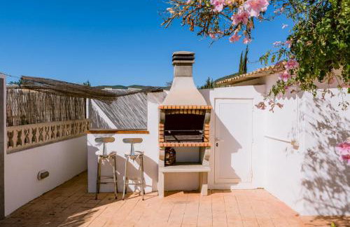 Villa Torres 10 minute walk from Playa den Bossa - Photo 12
