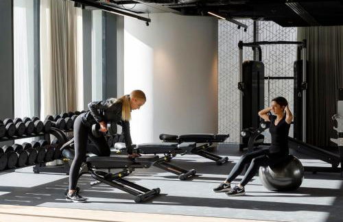 2 Bedrm Apartment Wrap Balcony Spa Gym Pool Sauna - Foto 34