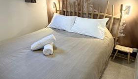 SETE EVASION Jardin, Parking privé gratuit, Climatisé, Wi-Fi, à 5mn plage, tout Confort - Foto 4