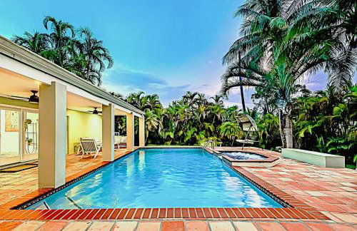Miami Dream Home/ Pool/Jacuzzi/ Fire Pit - Foto 1