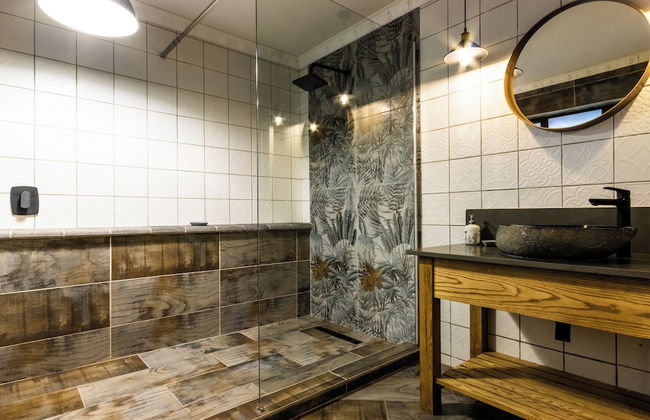 Hornbill Family Suites - Photo 69