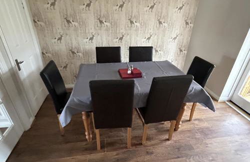 Quiet 3 bed semi with off street parking - Foto 9