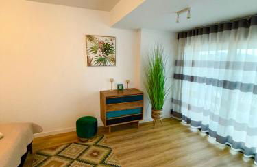 Beachfront Penthouse! - Photo 18