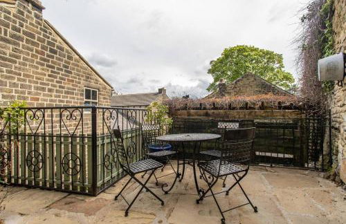 Oldmill-2bed-sleeps6-hottub-privategarden - Foto 11