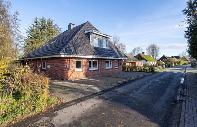 Doppelhaushalfte in Tating - Photo 2