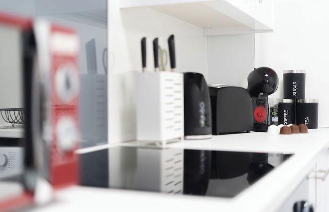 Whitchurch 2 Bedroom Flat near Hospital - Foto 8