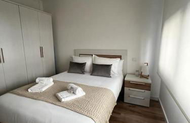 GRIS con Parking Gratis - Foto 3