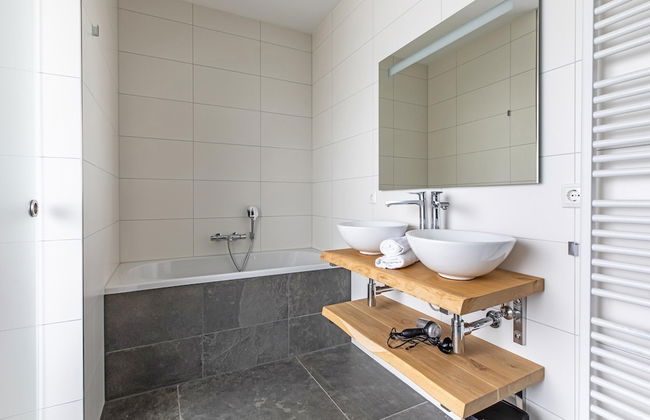 Brand new Luxury Villa on a Small-scale Park With its own Jetty - Photo 63