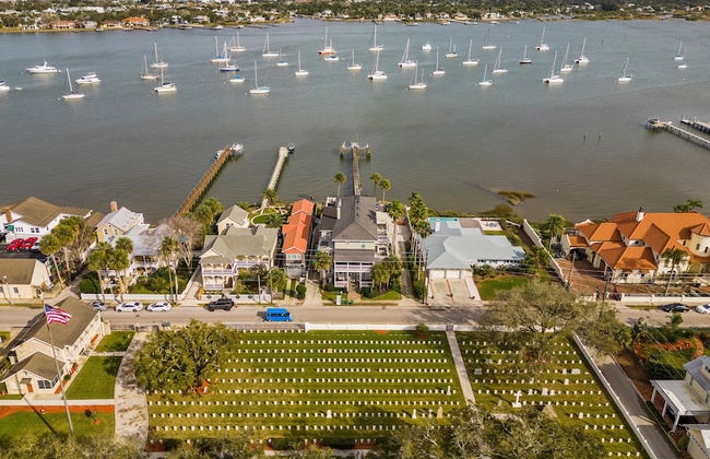 Eagles Nest at Villas on the Bay Retreat for 4! - Photo 42