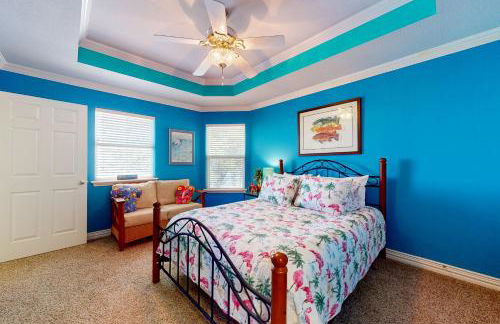 Lakefront Estate Stunning Views, Deck, Bar and Dock - Foto 26