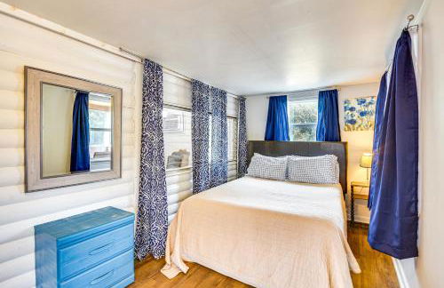 Cozy Cottage with Deck Walk to Lake of the Ozarks! - Foto 18