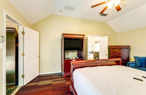 DFW Fun Awaits Family Home in Crowley! - Foto 19