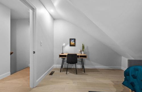 NFL Game-Day Base South Side near Acrisure - Foto 33