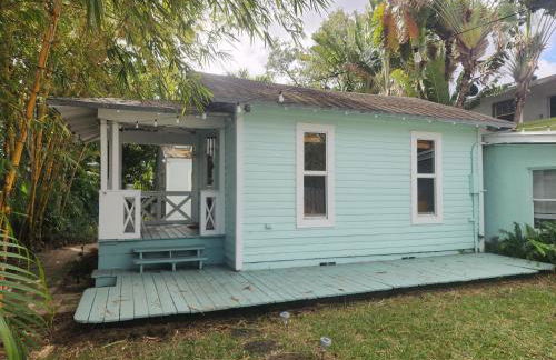 LUSH TROPICAL STUDIO in FT LAUDEDALE'S HISTORICAL SAILBOAT BEND NEIGHBORHOOD - Foto 13