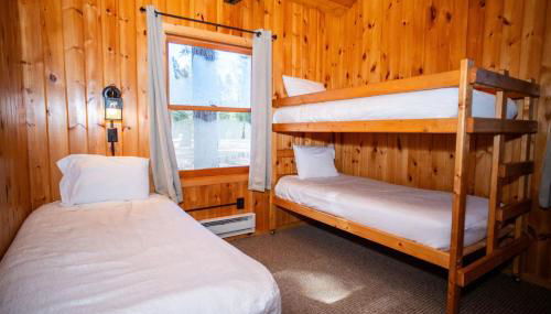 Traditional Cabin - Family Headquarter - 2 Bed Cabin - Fast Wi-Fi CB09 - Foto 2