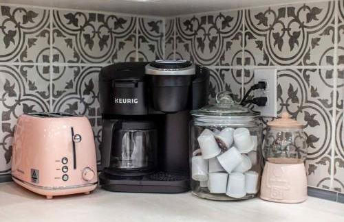 Sunrise, Mountain & Farm View - Heated Tub or Pool - Foto 22