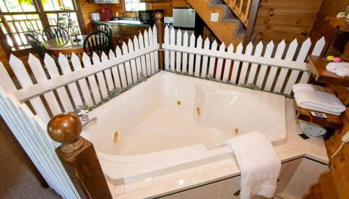 Honey Bear Cabin - Photo 5