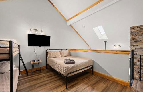 Renovated Ski In Out Condo King Bed Patio Grill - Foto 26