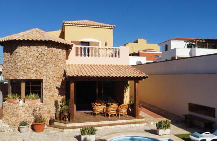 Villa Ingrid. Piscina exterior. - Photo 10