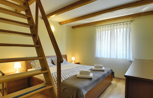 Villa in Peroj With Private Pool & Near Beach - Foto 2