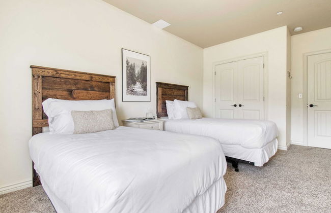 Lucky Bill by Avantstay Lake Views, 15mins to Park City Mtn - Photo 26